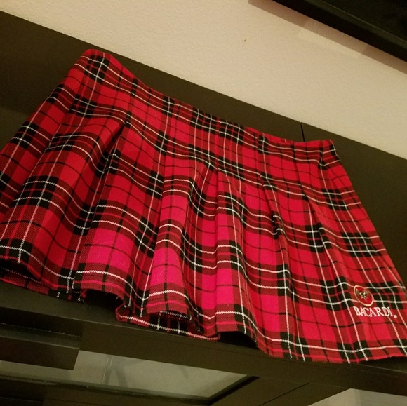 Bacardi Dresses & Skirts - ⚠️DONATING 2/17⚠️🦄5/$40🦄Bacardi Red Plaid Pleated Ruffle Skirt